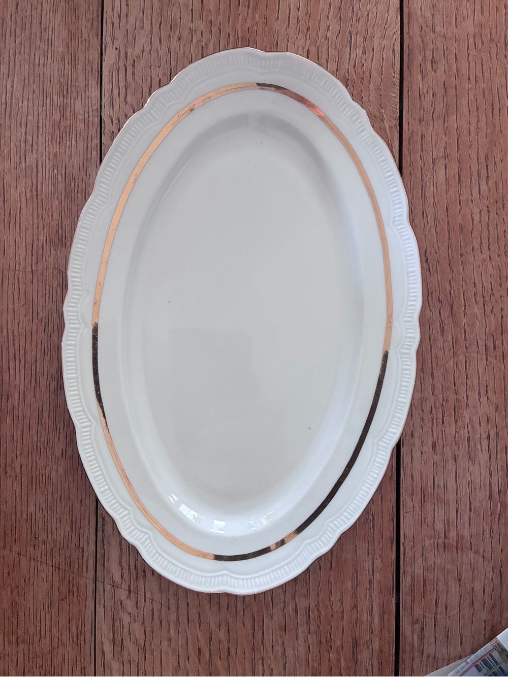 White Ceramic Oval Serving Platter with Gold Accent